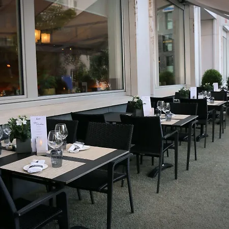 Hotel Einstein 4*