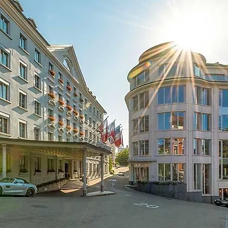 Einstein Hotel 4*