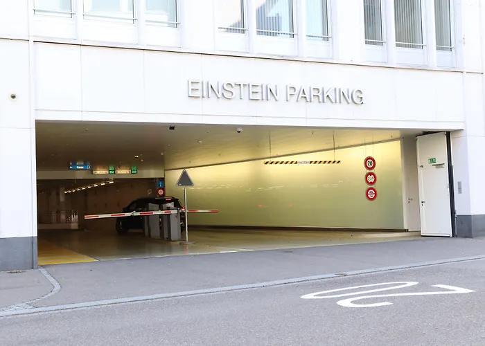 Hotel Einstein 4*